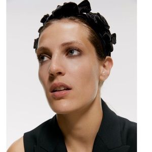 Velvet floral headband